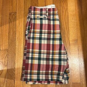 Men’s American eagle plaid short size 32 10” inseam